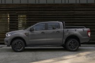 Két új életmód-verzióval bővít a Ford Ranger 27