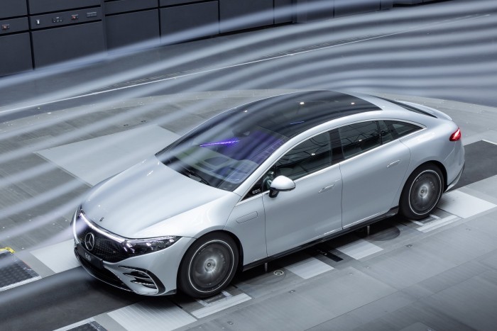 Nem evilági jelenség a legújabb Mercedes 9