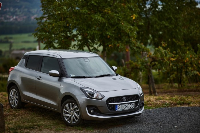 A vagány városi kisautó – Suzuki Swift (x) 2 | Vezess A vagány városi kisautó – Suzuki Swift (x) 2