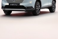 Komolyabb, okosabb, tisztább lett a Honda HR-V 40