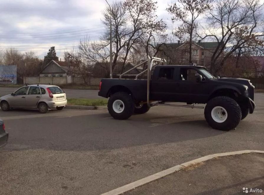 Kicsit megijednénk, ha egy sötét kis utcában jönne szembe ez az autó 5 | Vezess Kicsit megijednénk, ha egy sötét kis utcában jönne szembe ez az autó 5