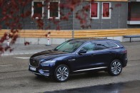 Ha van stílusod, ez a SUV-od – Jaguar F-Pace D300 51