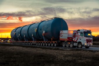 Közel 200 tonnás rakományt vittek közúton