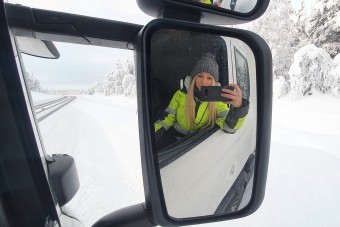 Ezt a Scaniát a térdig érő hó sem állíthatja meg