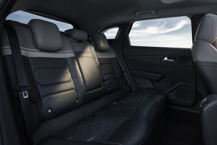 Elegáns terepkombit mutatott be a Citroën 6