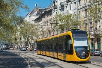 Új alacsonypadlós villamos Budapesten