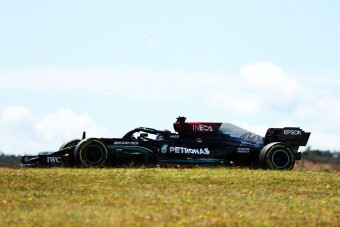 F1: Tavalyi probléma hátráltatta Hamiltonékat