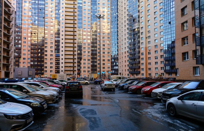 Kisvárosnyi méretű a világ egyik legnagyobb háztömbje 7