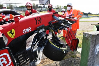 F1: Leclerc-nek nem elég gyors a Ferrari