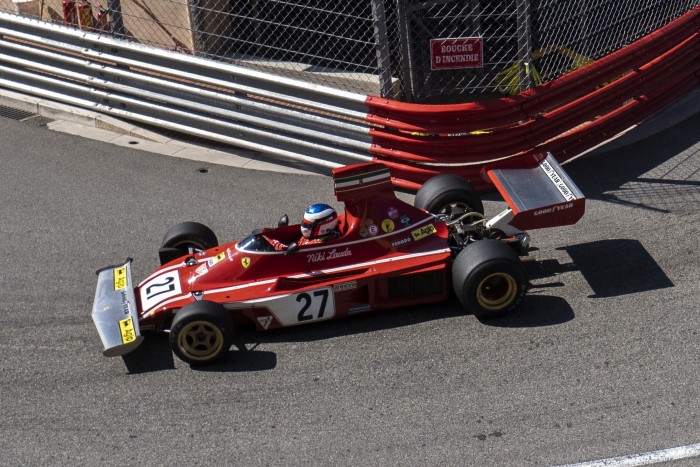 Hallgasd, hogy szól Lauda F1-es Ferrarija a modern Monacóban