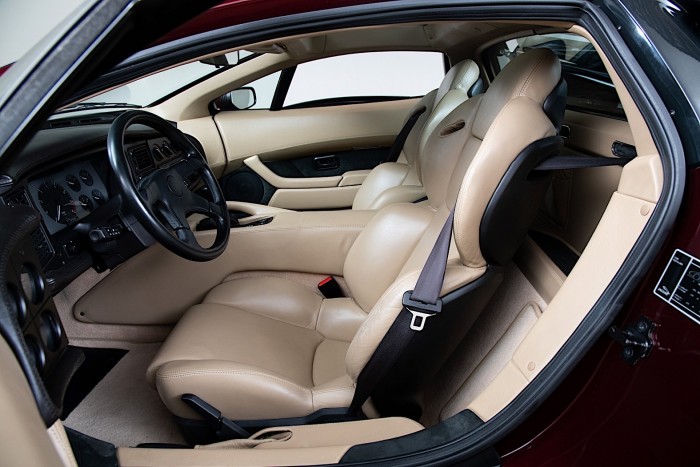 Szinte teljesen érintetlen még ez a ritka Jaguar    7