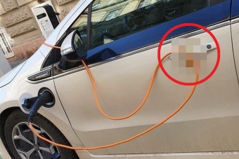 Biztosra ment, még Mr. Bean lopásgátlóját is bevetette a magyar autós