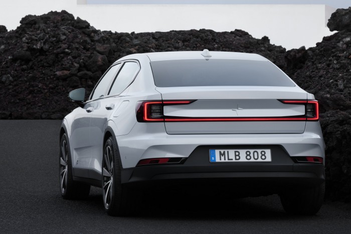 Két új hajtáslánccal bővül a svéd villanyszedán kínálata 7