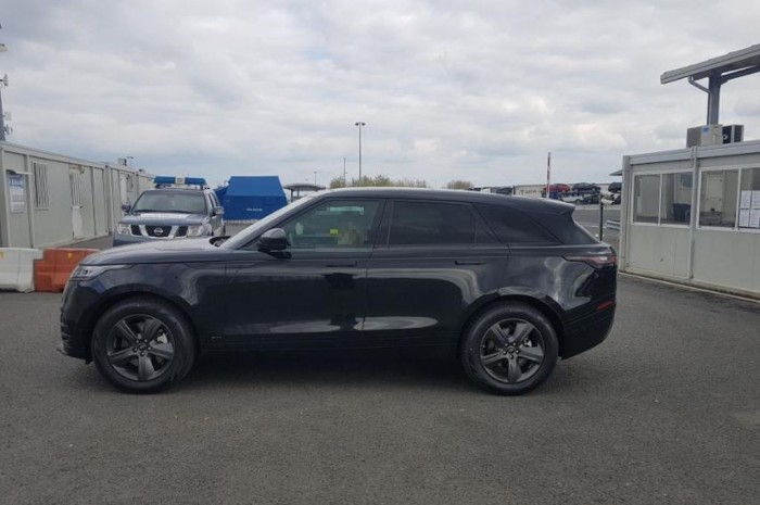 24 milliós luxusautóval akadtak fenn a határon 1