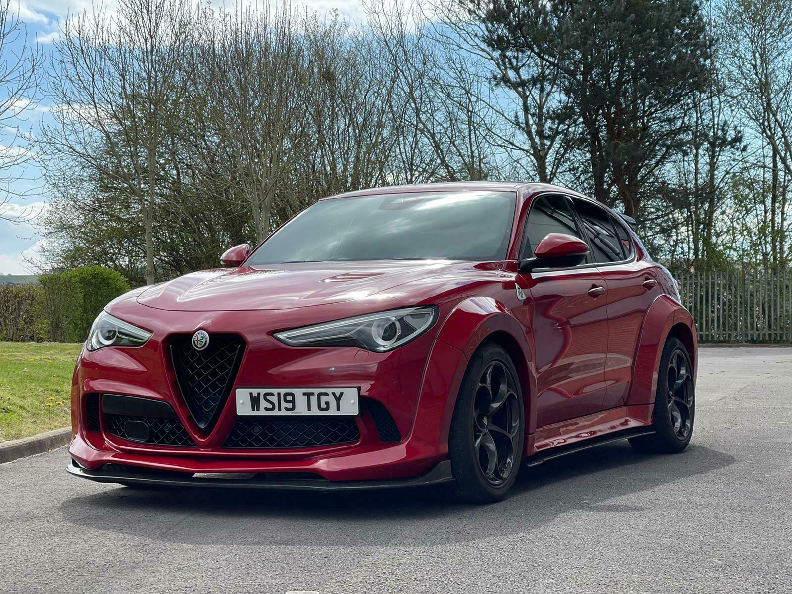 Fából vaskarika ez a 600 lóerősre húzott, ültetett, szélesített Alfa Romeo Stelvio 4