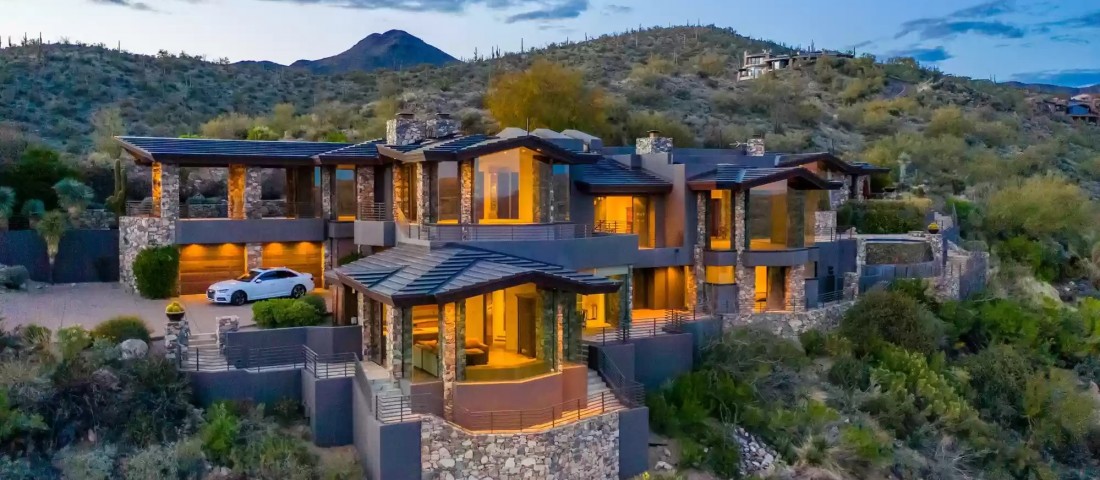 Golyóálló ablakok védték Steven Seagalt luxusvillájában