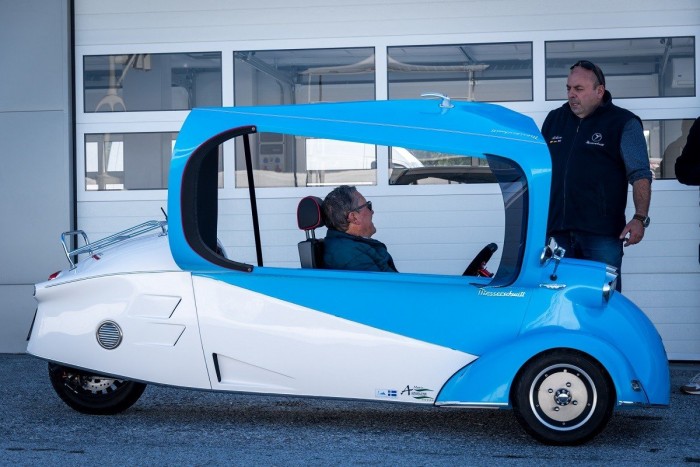 Kétüléses kabrió négymillióért, újonnan 6