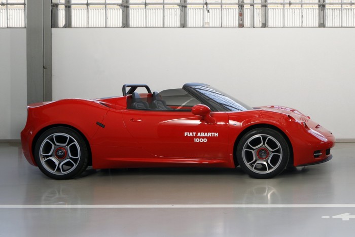 Egy emberöltőt ugrott a múltba az Abarth 6