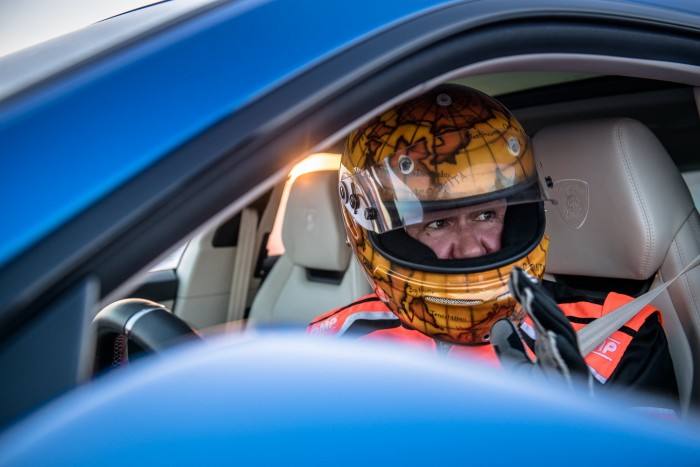 Nincs ennél gyorsabb autó jégen 5