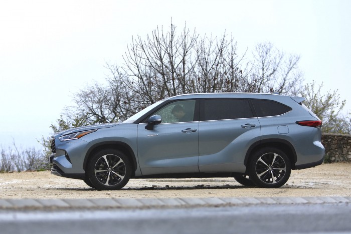 Eltéved itthon a 21 milliós amerikai Toyota? 1 Eltéved itthon a 21 milliós amerikai Toyota? 1