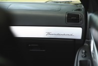 Formájával azonnal hódít – Ford Thunderbird, 2002 60
