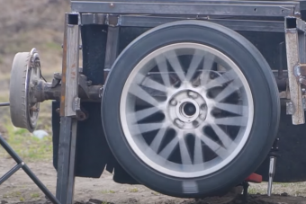 Hangsebességgel pörgetnének meg egy kereket orosz szakik