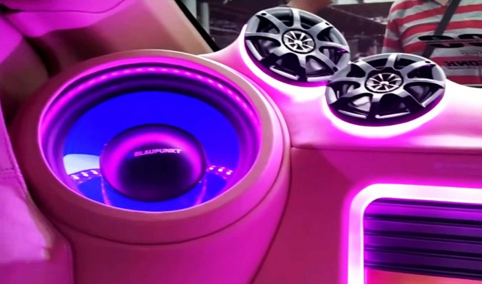 Teljesen értelmetlen, mégis lenyűgöző ez a tuningolt Toyota 7 | Vezess Teljesen értelmetlen, mégis lenyűgöző ez a tuningolt Toyota 7