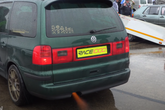 Unalmas családi batárból lett lángköpő szörny ez a Volkswagen