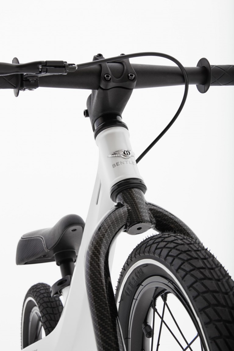 Végre a bölcsődés gyerekeknek is vásárolhatunk eredeti Bentley-t 4