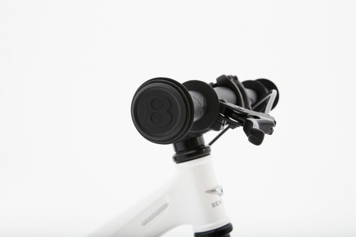 Végre a bölcsődés gyerekeknek is vásárolhatunk eredeti Bentley-t 3