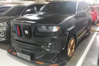 Ezek az autók segítségért kiáltanak, olyan borzalmas dolgot műveltek velük