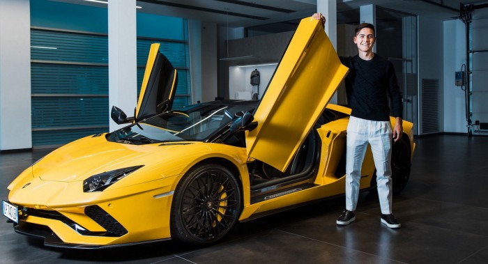 Lamborghini-vásárlással ünnepelte századik gólját a Juventus focistája 3