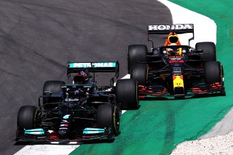 F1: Hamilton lenyomta Verstappent Portugáliában