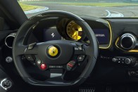 Minden részletében tökéletesebb lett a V12-es Ferrari 16