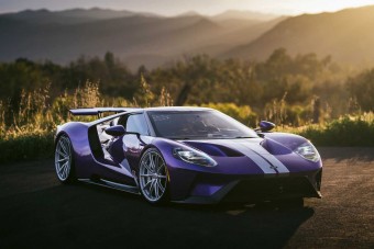 Egymillió dollárhoz közelít ennek a Ford GT-nek az ára