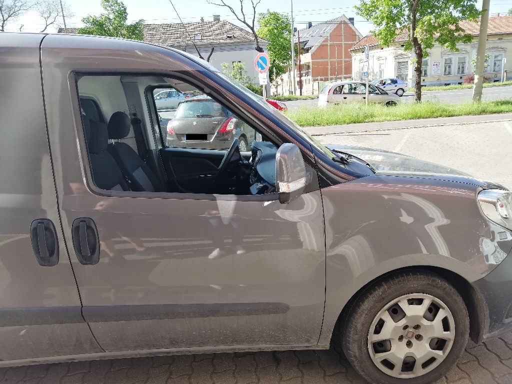 Autókat tört fel a nyugdíjas bácsi Szegeden 2 | Vezess Autókat tört fel a nyugdíjas bácsi Szegeden 2