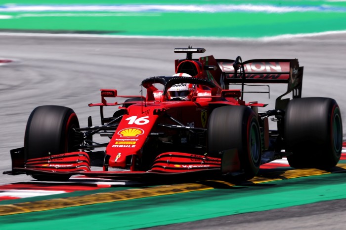 F1: Van esély Ferrari-dobogóra