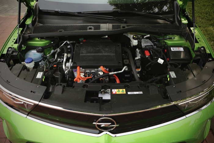 Ezzel az autóval visszavághat az Opel 6 Ezzel az autóval visszavághat az Opel 6