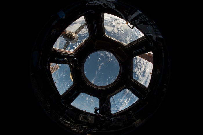 Egy orosz színésznő és rendezője is a Nemzetközi Űrállomásra utazik