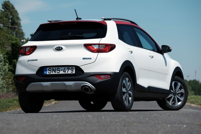 Apró városi szabadidő-autó, trükkös váltóval – Kia Stonic 7