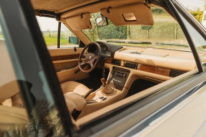 Már csak nézni is jó ezt a Maseratit, de meg is hajtanánk! 7