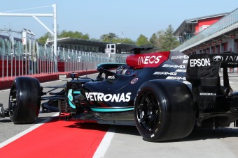 F1: Nincs pénze a tesztre a Mercedesnek