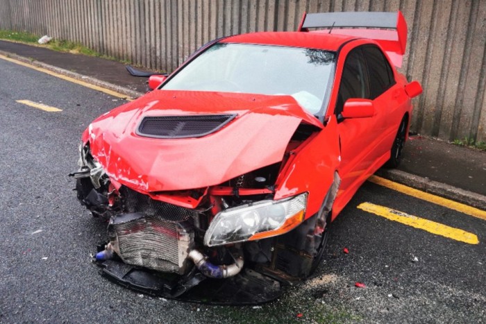 Ganó y destruyó el auto de sus sueños al día siguiente