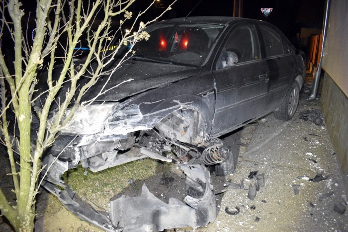 Ittasan, kijárási korlátozás alatt okozott balesetet a sofőr 2