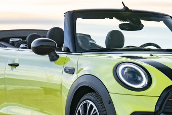 Hamarosan jön az első elektromos kabrió!