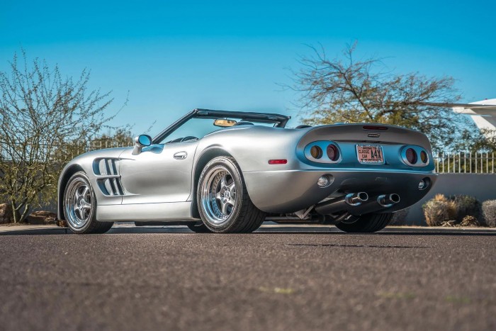 Felismered ezt a ritka V8-as kabriót? 6