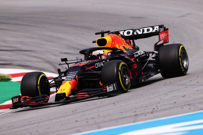 F1: Verstappen is kételkedik a Red Bullban