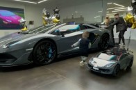Két Lamborghinit vett kétéves kisfiának egy orosz rapper 8