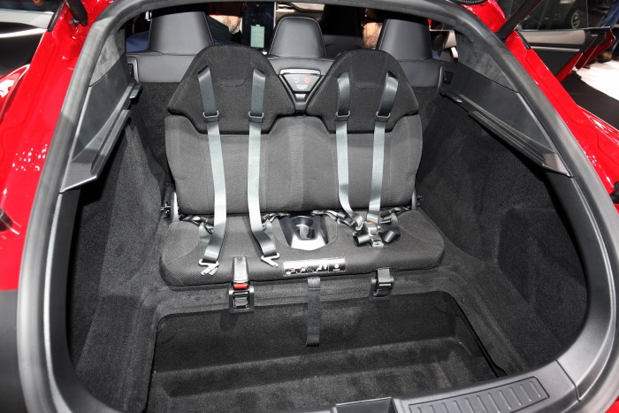 Porsche-Tesla-rangadó: kínos vereség 2 Porsche-Tesla-rangadó: kínos vereség 2