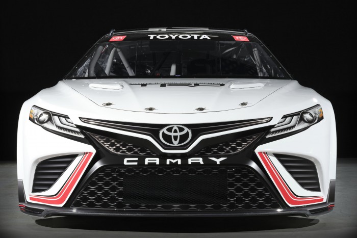 Ötven évet fejlődik egy csapásra a Nascar 7 | Vezess Ötven évet fejlődik egy csapásra a Nascar 7